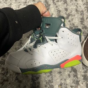 Jordan sneakers size 3